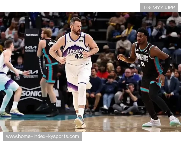 乔治三节爆发,爵士迎战灰熊力求终结连败